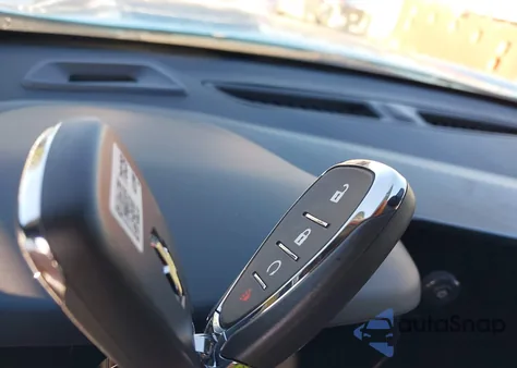 2025 Chevrolet Trax Fwd 2Rs из США, поврежденный, VIN KL77LJEP6SC175255